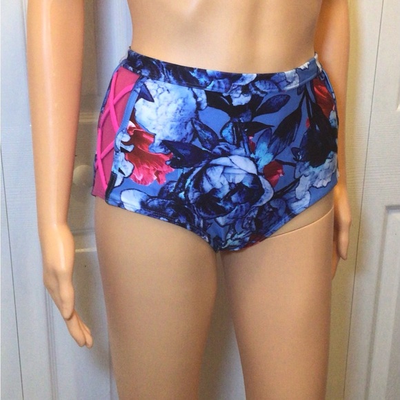 (2) Oh La La Dancewear Red/Blue Floral Dance Briefs Size Adult Medium - Picture 4 of 11